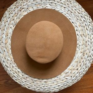 GIGIPIP Dahlia Felt Boater Hat